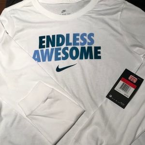 Nike tees long sleeve